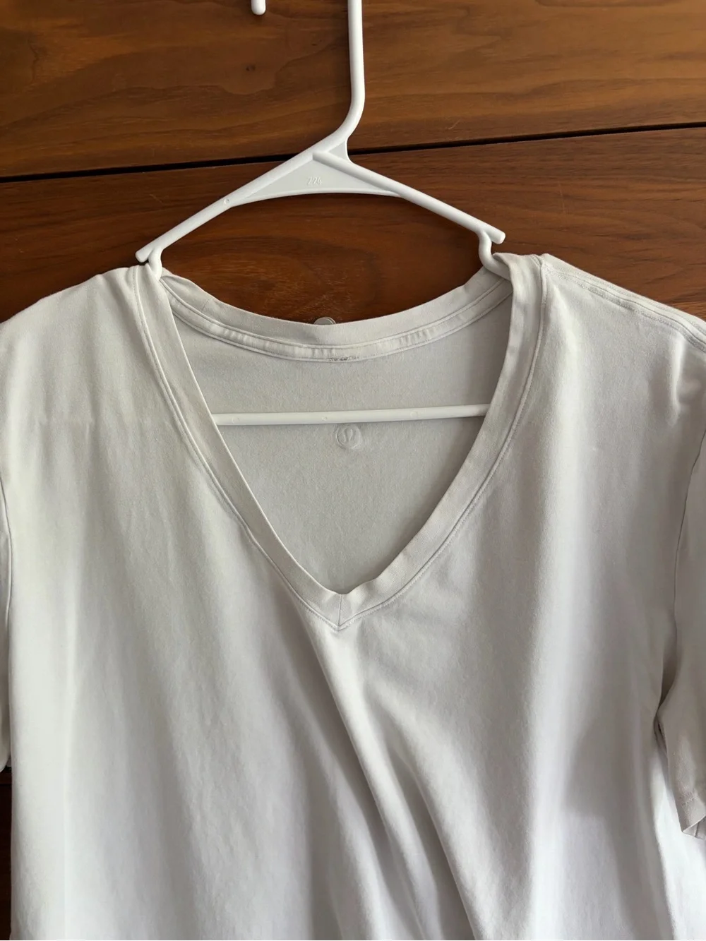lululemon athletica Men’s White Short-Sleeve Crew Tee
